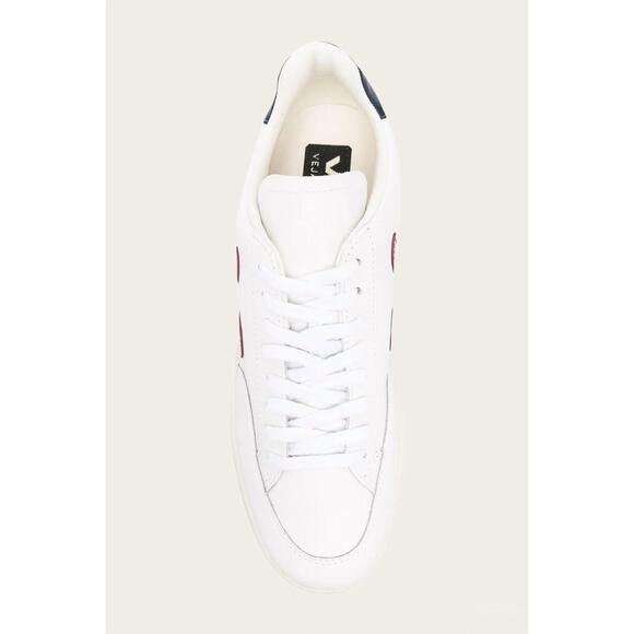 NEW VEJA men\'s v-12 leather sneaker in white / marsala nautico